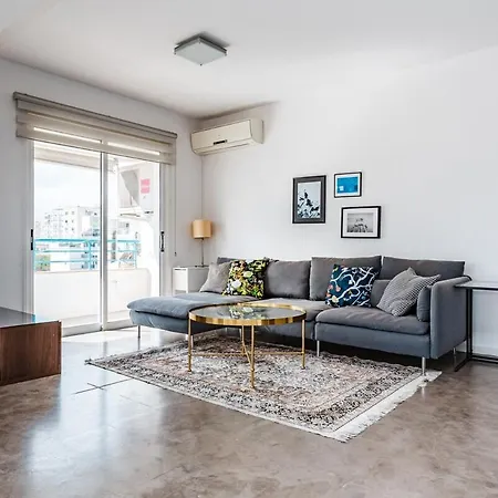 Cosy Bright 2br Balcony In Nicosia